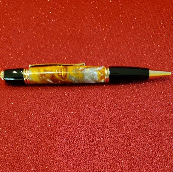 Executive Acrylic Twist Pen - Picture 2 of 3